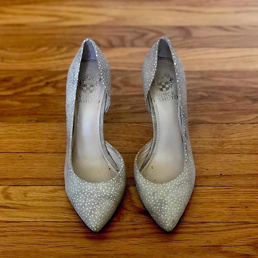 Size 6 Vince Camuto Grey Heels